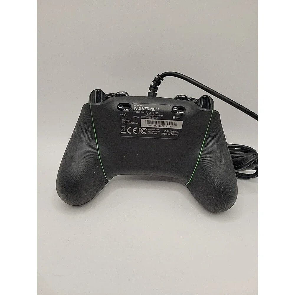 Razer Wolverine V2 | RZ06-0356 Wired Gaming Controller Xbox One X|S, PC